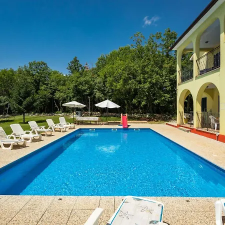 Holiday home Tanne - Lbn427 By Interhome
